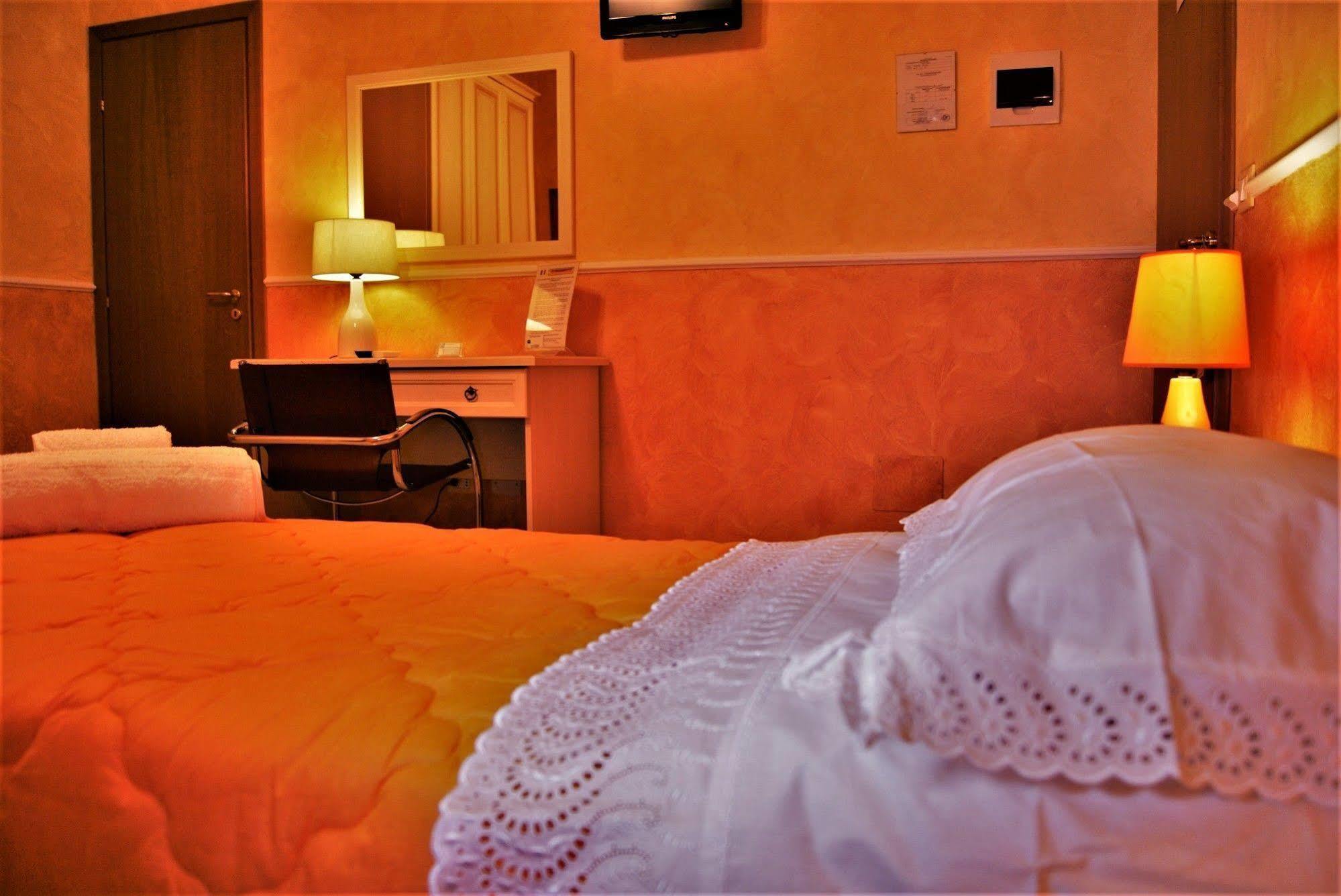 Oleaster - Rooms & Apartments 볼로네타 외부 사진