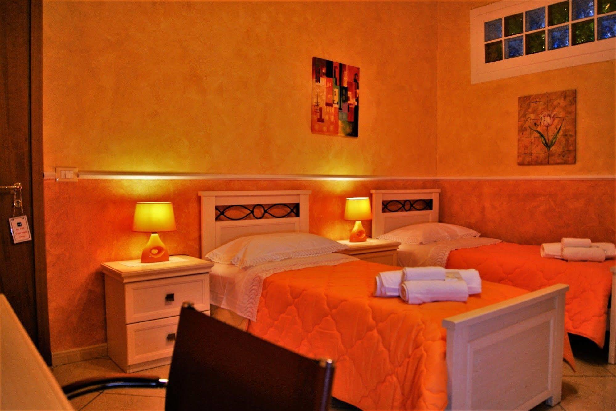 Oleaster - Rooms & Apartments 볼로네타 외부 사진